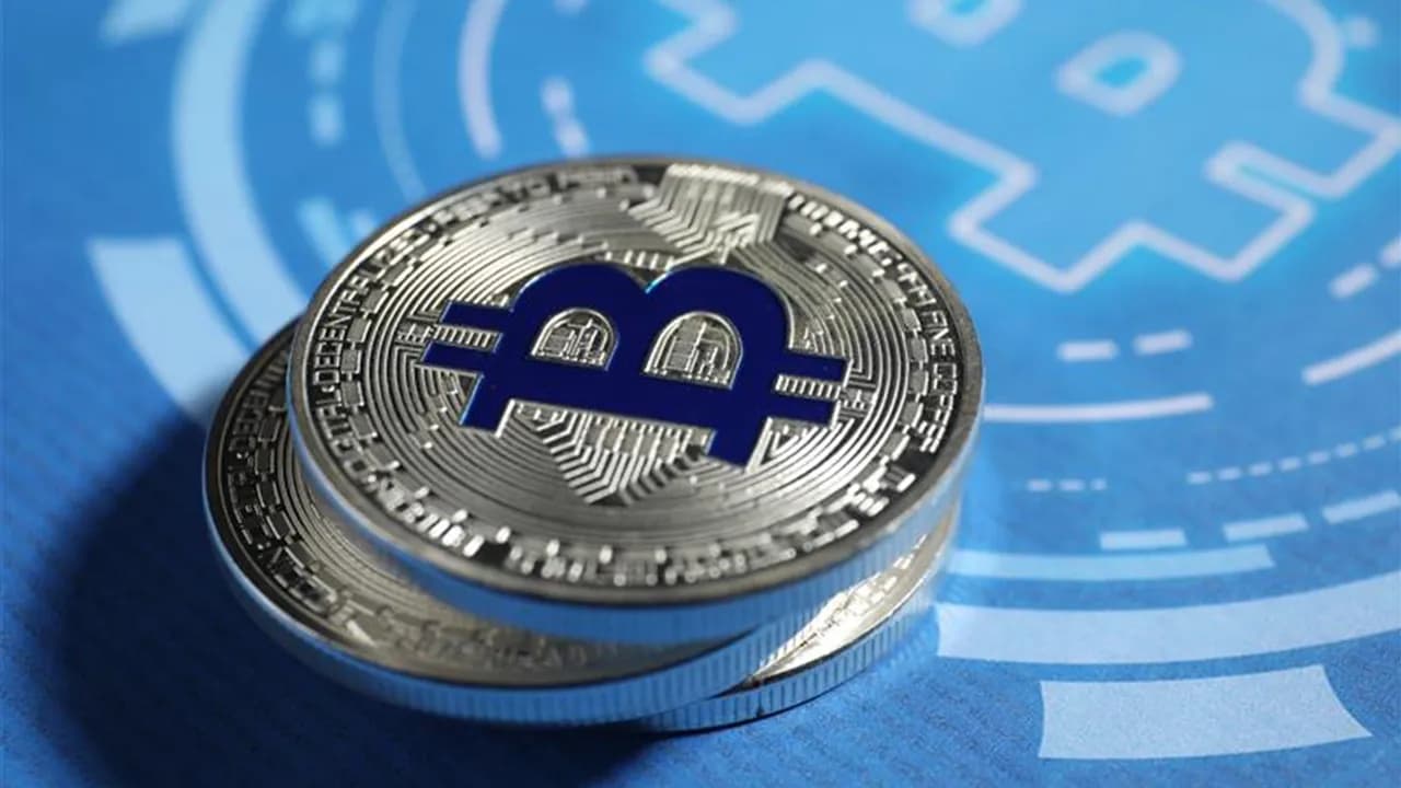 Bitcoin Beyond the Internet: How Mesh Networks Keep Sats Moving