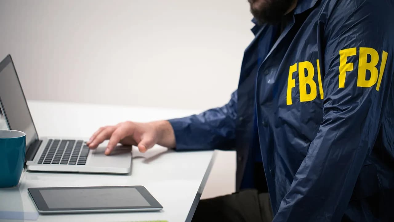 FBI Shuts Down Notorious Hacking Forums Cracked.io and Nulled.to