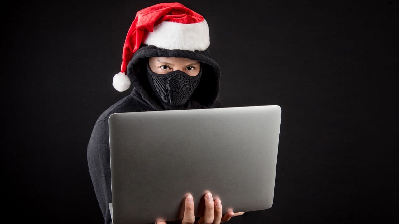 Scammers Love Holidays Too: Don’t Let Them  Steal Your Holiday Cheer