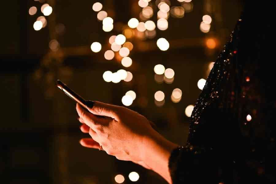 Faux portals, Bogus Passes & Charity QR